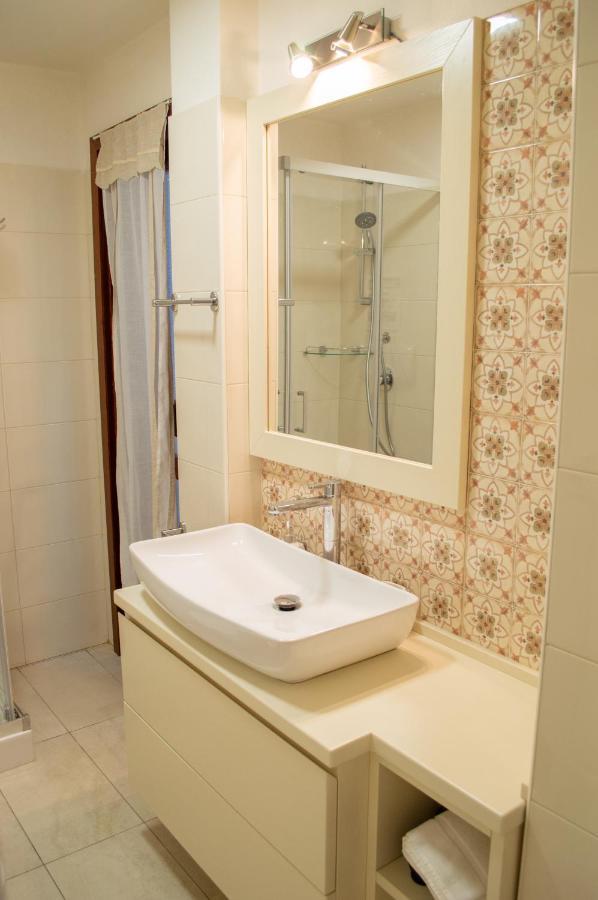 Villa Giada ตอเรเดลเลสเตลเล ภายนอก รูปภาพ